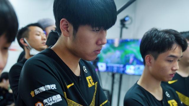 这一领域的 这一领域的